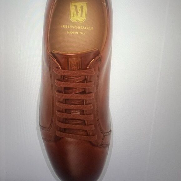 Bruno Magli Brown Leather Oxfords Sophisticated Design - Picture 1 of 10